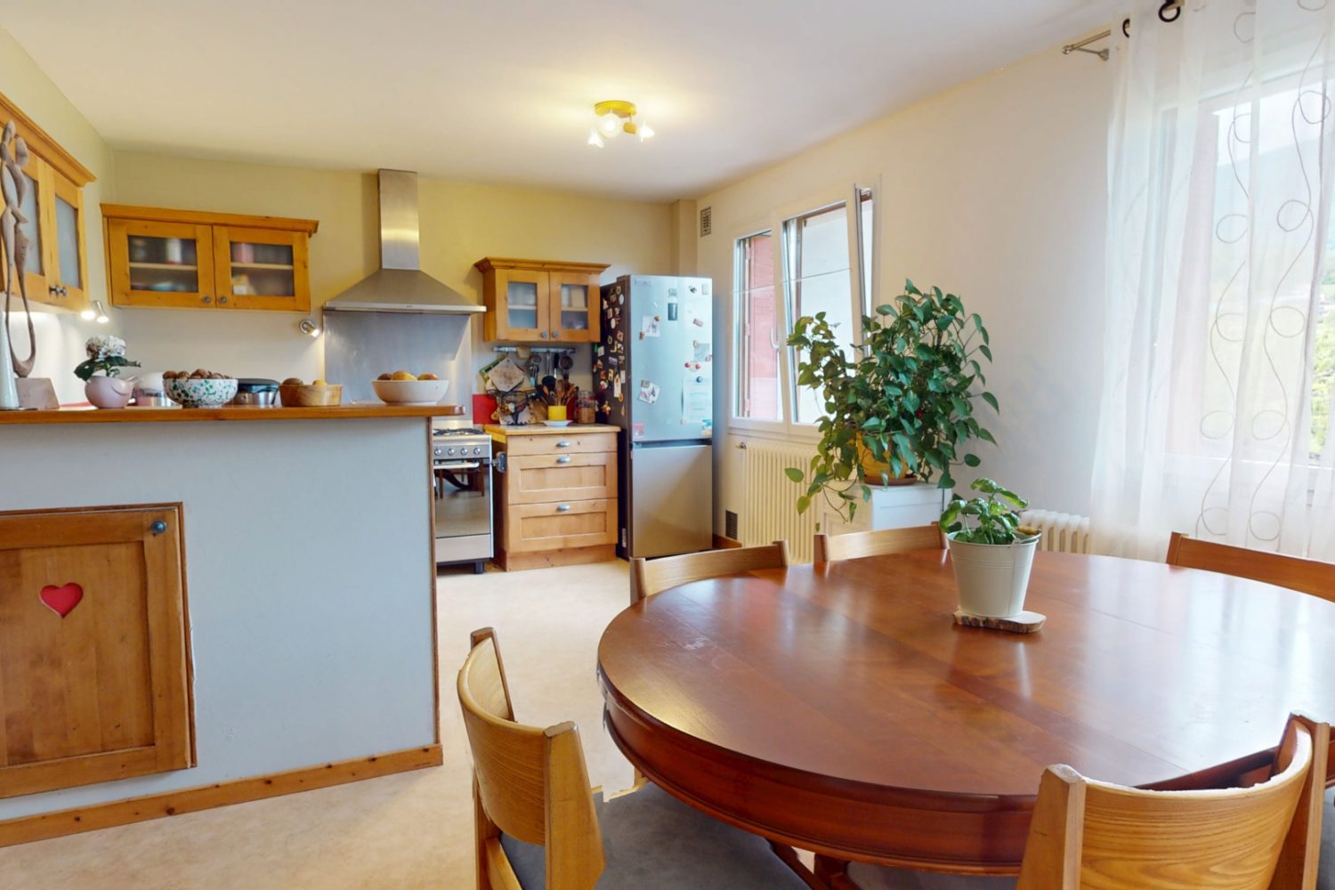Duplex T5 4 chambres cave garage jardin