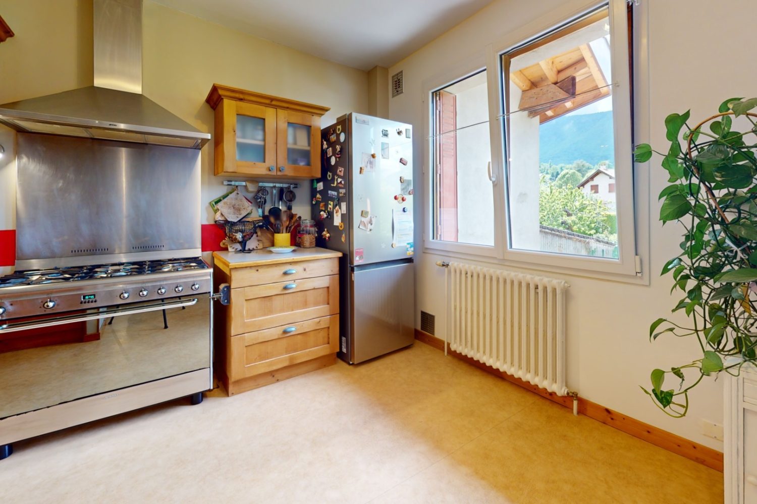 Duplex T5 4 chambres cave garage jardin