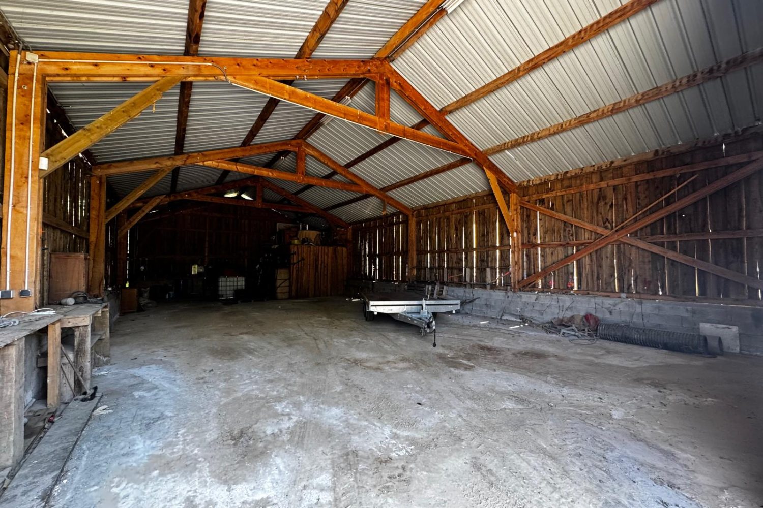 Grange à rénover à vendre à Saint-Eustache avec vue dégagée sur les montagnes