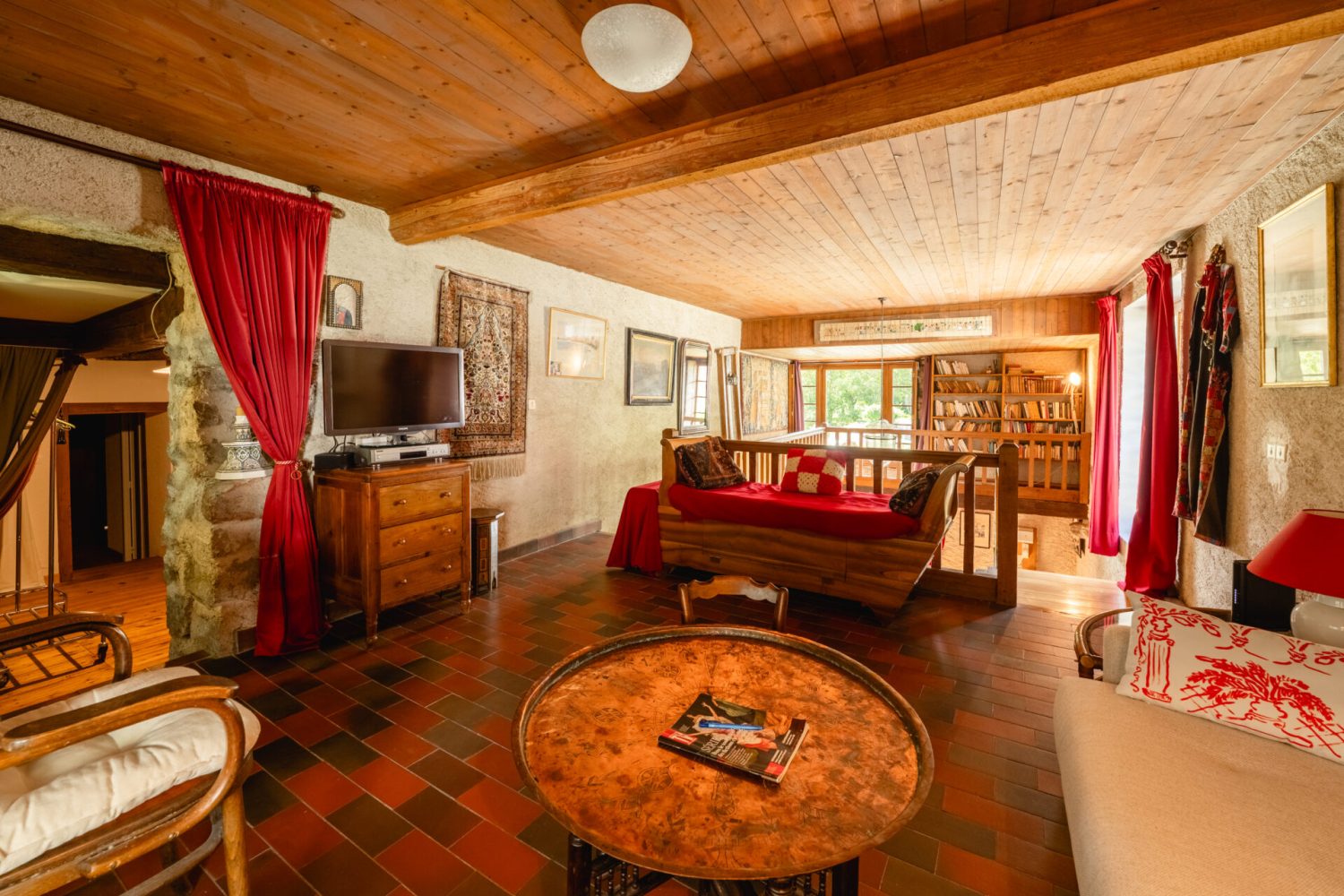 L'Agence Immo- Ferme Chemin des fontaines- Lathuile-terrain constructible garage combles potentiel (8)