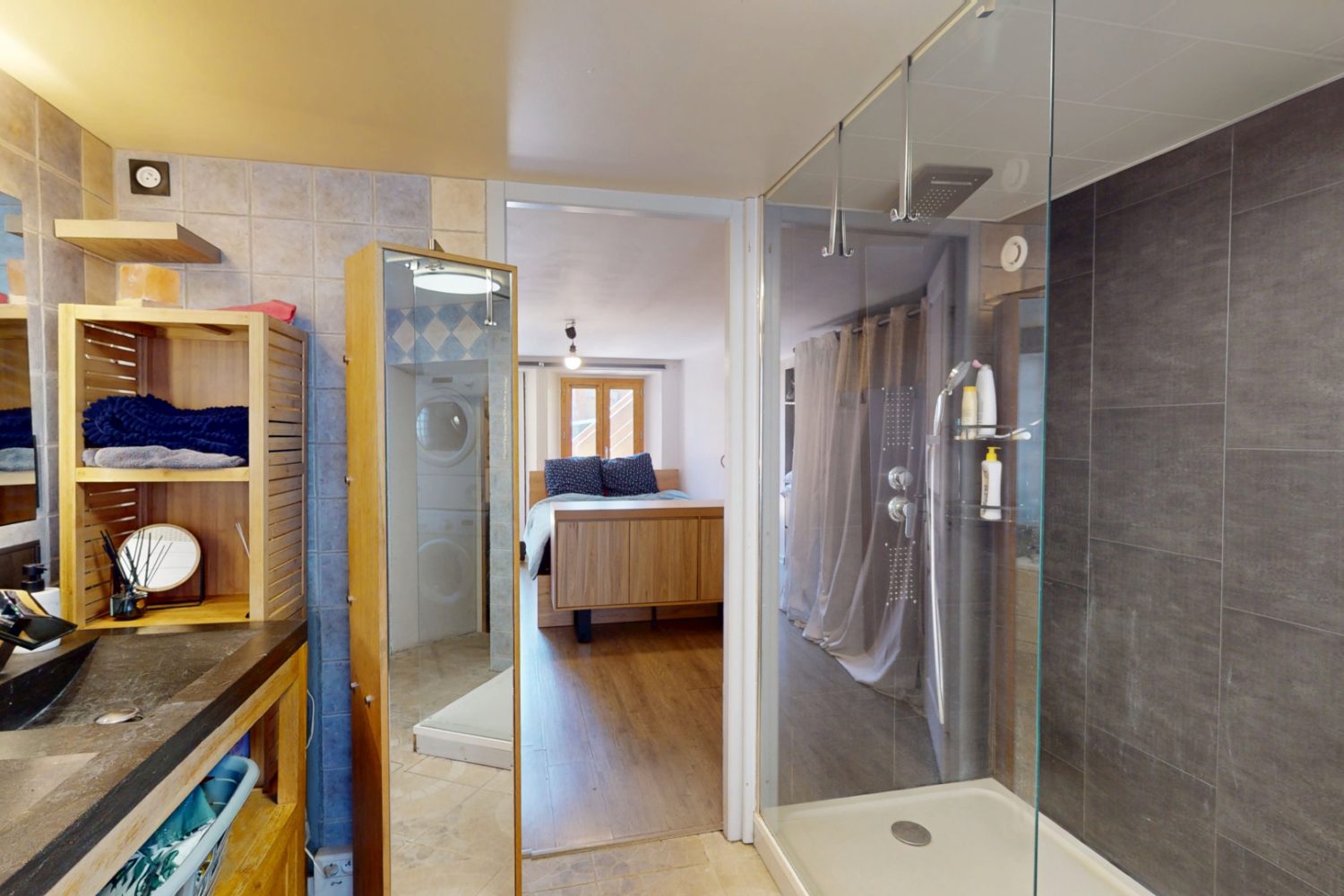 T4 duplex st-eustache garage terrasse jacuzzi (7)