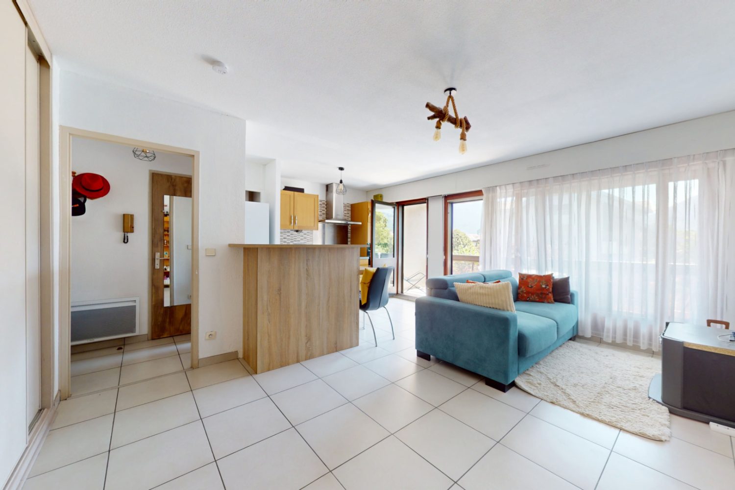 Appartement T2 à vendre à Saint-Jorioz centre-ville avec grand balcon