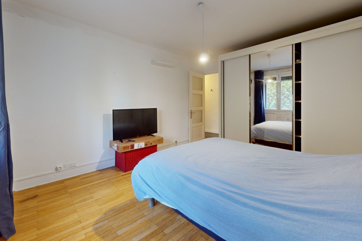 appartement t3 à annecy dans le quartier des fins avec balcon et deux chambres