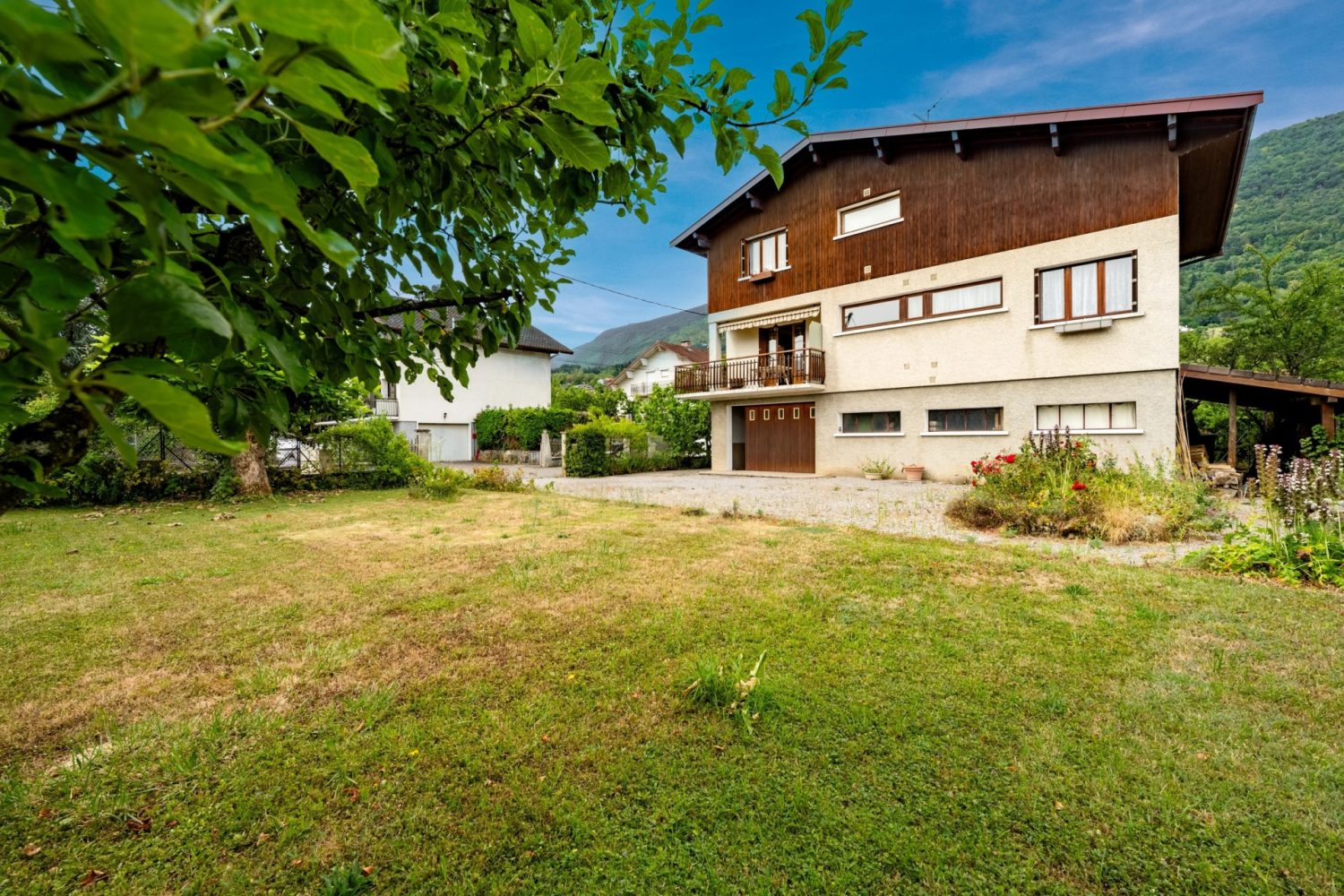 Maison familiale 7 pièces à vendre à Sévrier