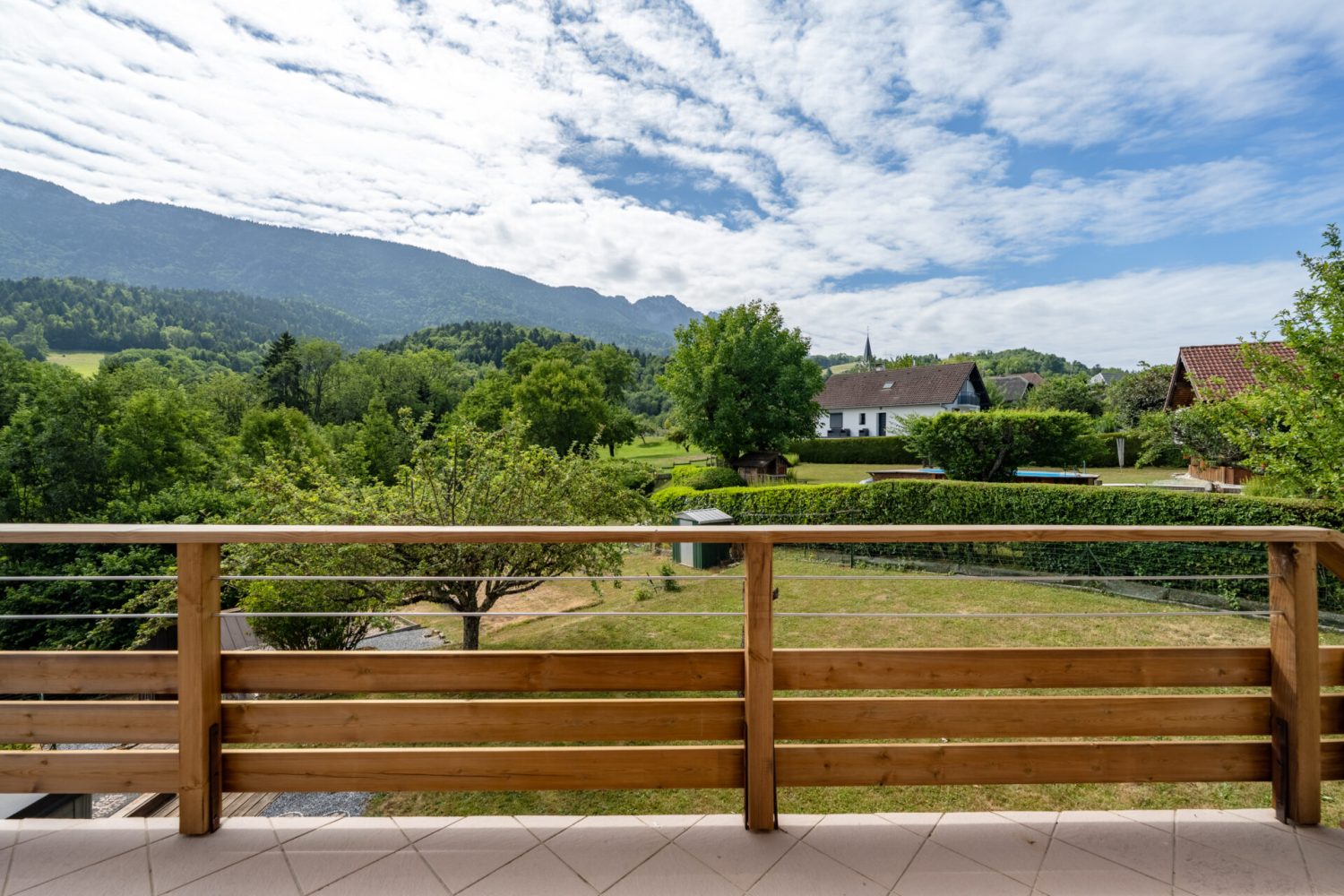 maison individuelle st eustache terrain calme appartement independant sous sol (6)